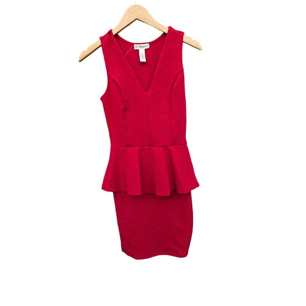 Sexy Hot Tempered Red Bodycon Mini Dress M Red Date Night Siren Sleeveless Knee